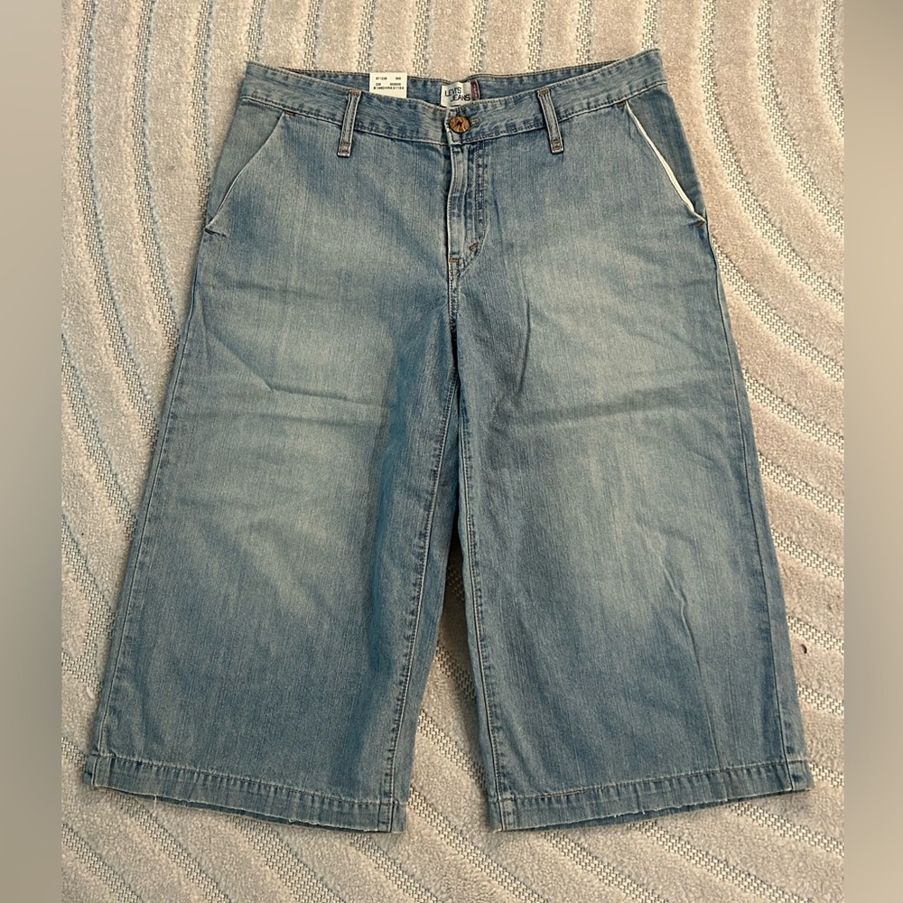 Levi’s Misses Vintage Y2K Deadstock Wide Leg Cropped Denim Culottes - Size 10